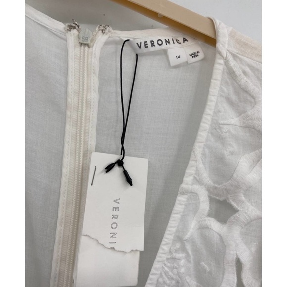 NWT Veronica Beard Hope Eyelet Puff Sleeve White Maxi Dress, Size 14 - Picture 10 of 10